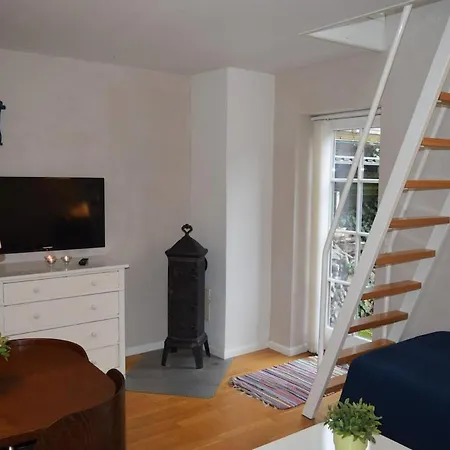 Backhouse Free Parking Og Privacy Odense
